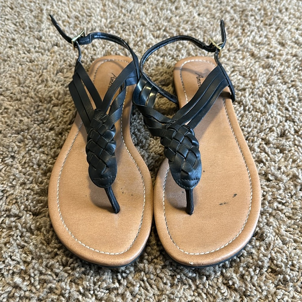 Women’s sandals.
